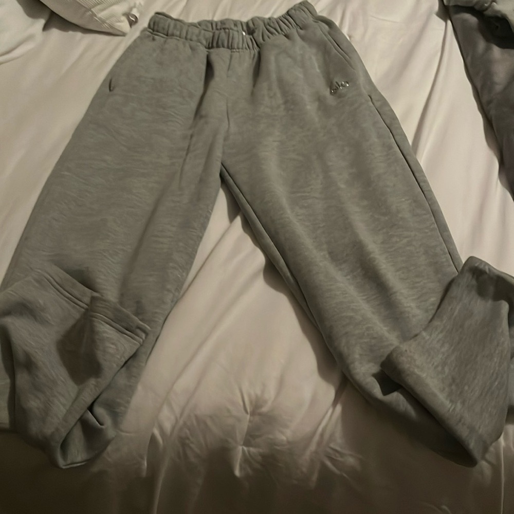 Alo wide leg sweatpants